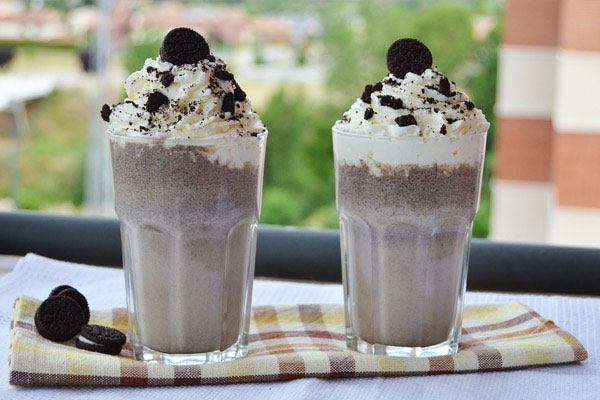 Cách làm cookie đá xay từ bánh oreo cực đơn giản tại nhà với máy xay sinh tố